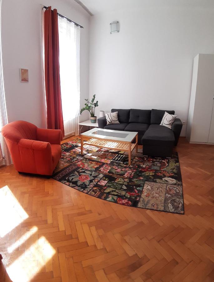 Citypark Classic Downtown Apartment Budapest Eksteriør bilde
