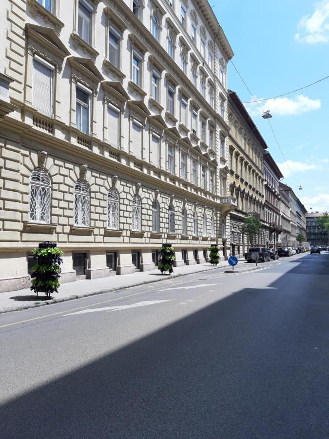 Citypark Classic Downtown Apartment Budapest Eksteriør bilde