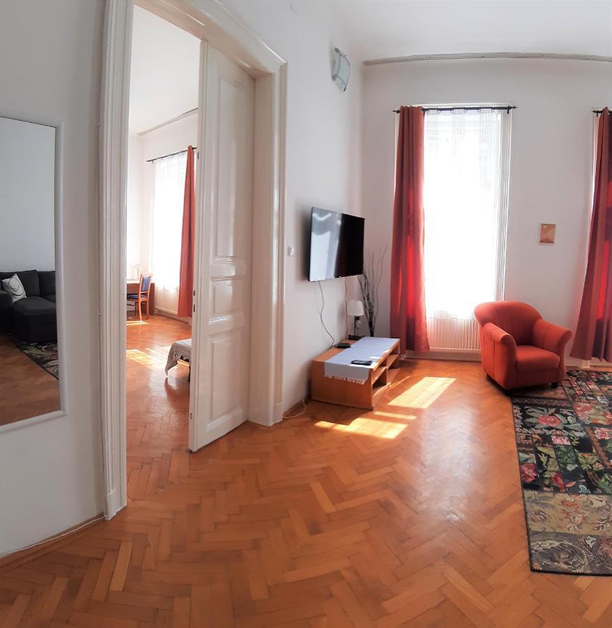 Citypark Classic Downtown Apartment Budapest Eksteriør bilde