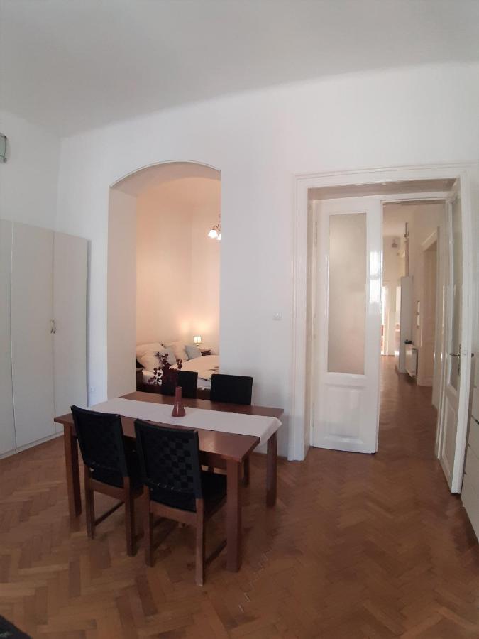 Citypark Classic Downtown Apartment Budapest Eksteriør bilde